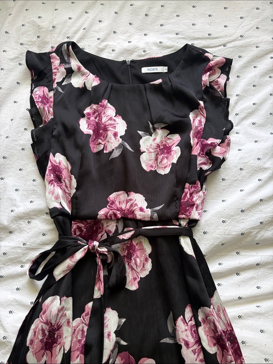 Ricki's Dresses & Skirts - Formal floral knee length dress